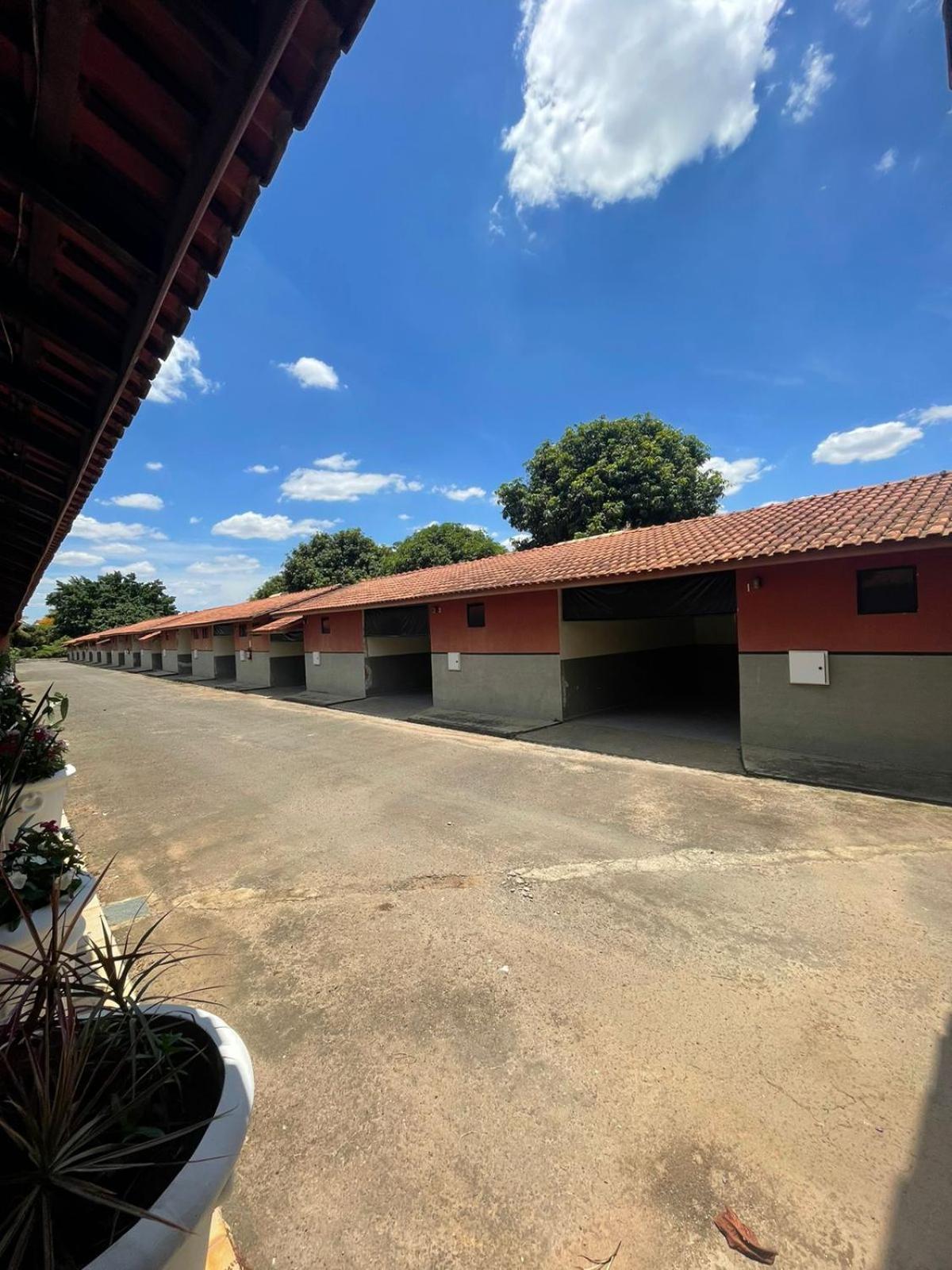 Lux Motel Holambra Exterior foto